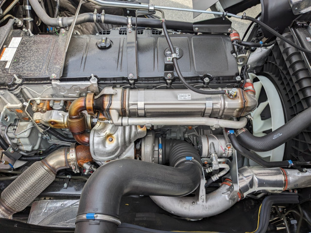 三菱ふそう スーパーグレート 大型 平ボディ（クレーン付） 2KG-FS70HZ(98106) 45枚目