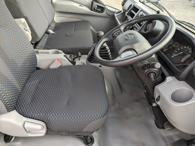 日野 デュトロ 小型 ウィング 2KG-XZU712M(98108) 35枚目