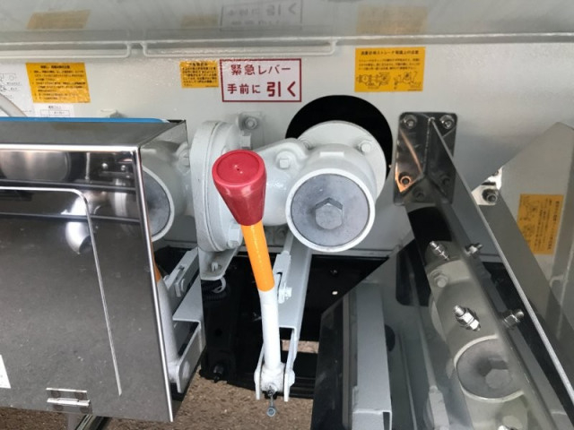 三菱ふそう キャンター 小型 タンクローリー 2RG-FEAV0(98109) 32枚目