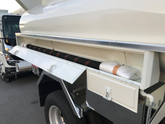 三菱ふそう キャンター 小型 タンクローリー 2RG-FEAV0(98109) 34枚目