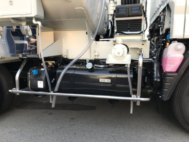 三菱ふそう キャンター 小型 タンクローリー 2RG-FEAV0(98109) 42枚目