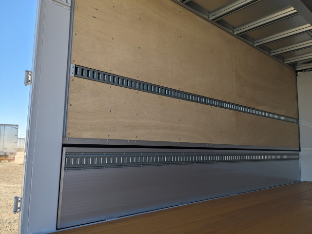 日野 デュトロ 小型 ウィング 2KG-XZU722M(98110) 19枚目