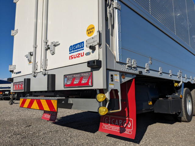 いすゞ ギガ 大型 ウィング 2PG-CYJ77D(98114) 7枚目