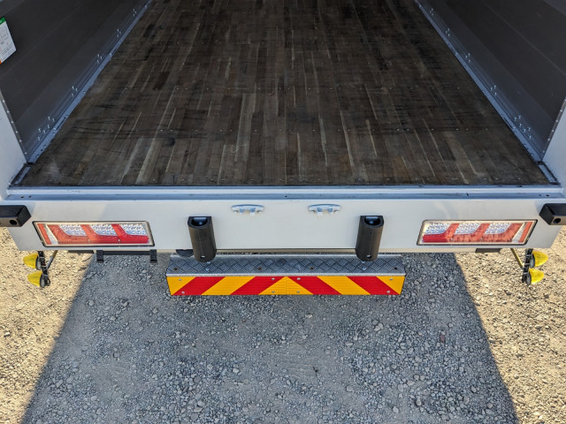 いすゞ ギガ 大型 ウィング 2PG-CYJ77D(98114) 10枚目