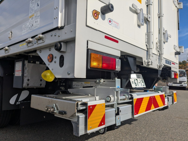 三菱ふそう キャンター 小型 ウィング 2PG-FEB80(98115) 7枚目