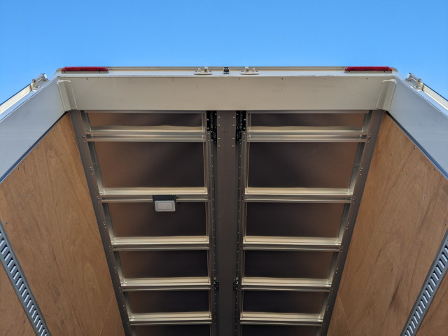 いすゞ ギガ 大型 ウィング 2PG-CYJ77D(98114) 11枚目