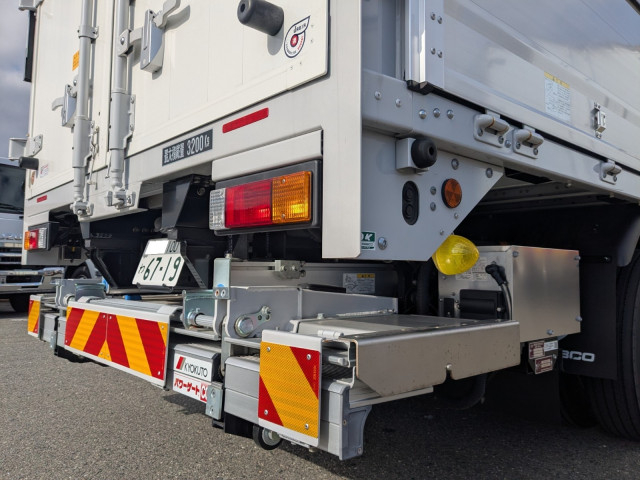 三菱ふそう キャンター 小型 ウィング 2PG-FEB80(98115) 8枚目