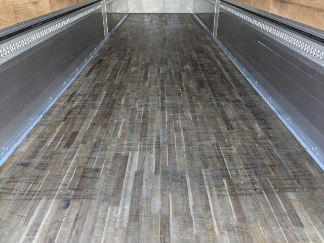 いすゞ ギガ 大型 ウィング 2PG-CYJ77D(98114) 12枚目