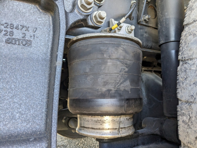 いすゞ ギガ 大型 ウィング 2PG-CYJ77D(98114) 32枚目