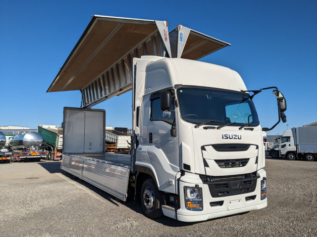 いすゞ ギガ 大型 ウィング 2PG-CYJ77D(98114) 35枚目