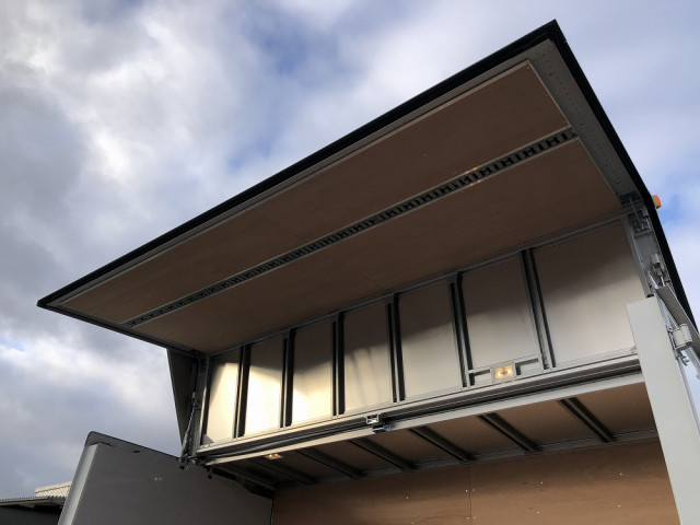 Mitsubishi Fuso canter Small Wing body 2PG-FEB90(98117) 19枚目