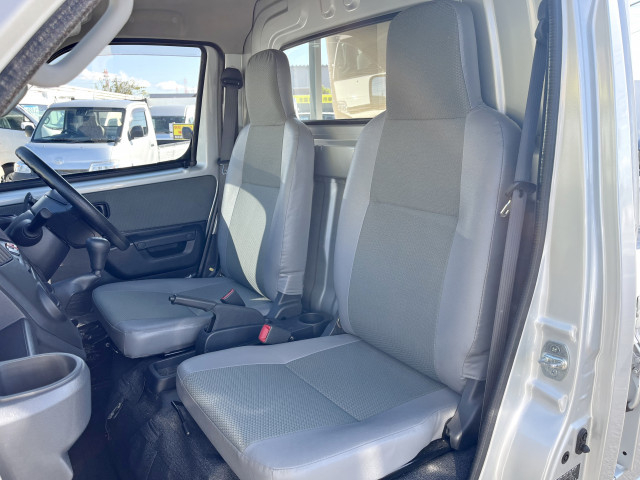 トヨタ タウンエース 小型 平ボディ 5BF-S413U(98119) 14枚目