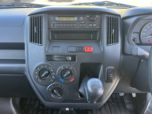 トヨタ タウンエース 小型 平ボディ 5BF-S413U(98119) 17枚目