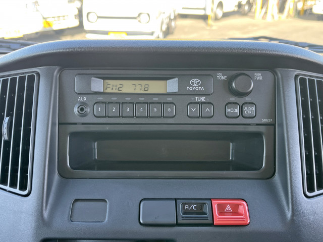 トヨタ タウンエース 小型 平ボディ 5BF-S413U(98119) 18枚目