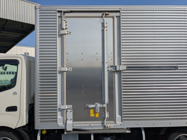 日野 デュトロ 小型 バン 2RG-XZU710M(98121) 14枚目