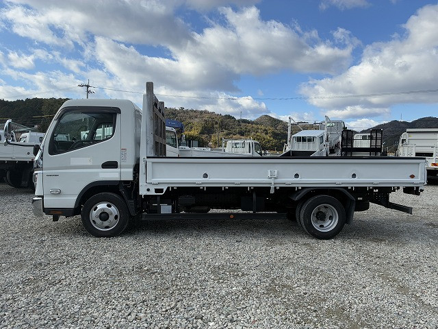 三菱ふそう キャンター 小型 平ボディ 2RG-FEB50(98124) 4枚目