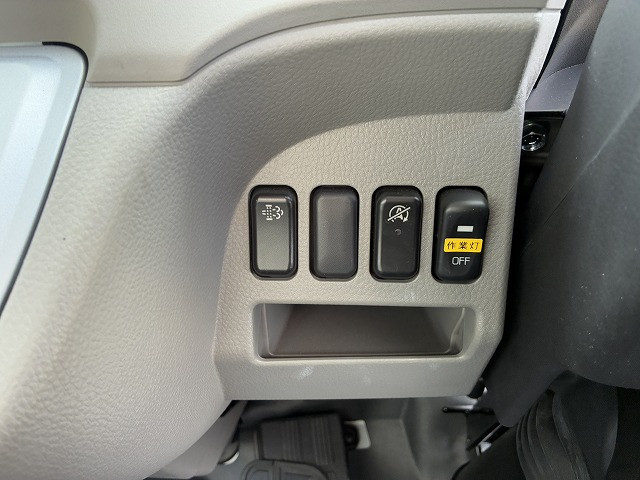 三菱ふそう キャンター 小型 平ボディ 2RG-FEB50(98124) 40枚目