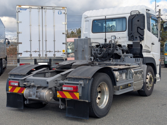 UDトラックス（日産） クオン 大型 トラクタ 2RG-GK5DAB(98128) 4枚目