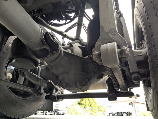 UDトラックス（日産） クオン 大型 トラクタ 2RG-GK5DAB(98128) 19枚目