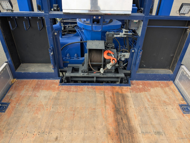 三菱ふそう ファイター 増トン 平ボディ（クレーン付） 2DG-FQ62F(98131) 20枚目