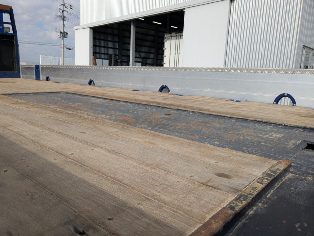 三菱ふそう ファイター 増トン 平ボディ（クレーン付） 2DG-FQ62F(98131) 23枚目