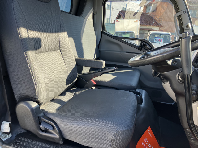 三菱ふそう キャンター 小型 土砂ダンプ 2RG-FBA30(98133) 6枚目