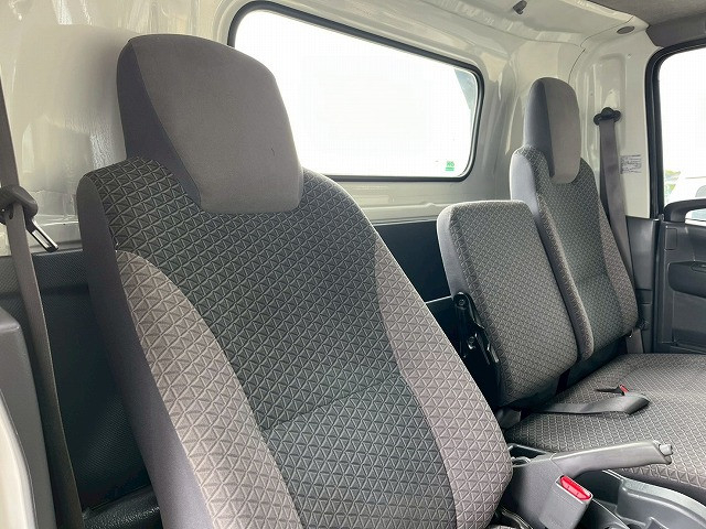 いすゞ エルフ 小型 キャリアカー 2RG-NPR88AN(98132) 20枚目