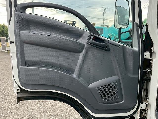 いすゞ エルフ 小型 キャリアカー 2RG-NPR88AN(98132) 22枚目