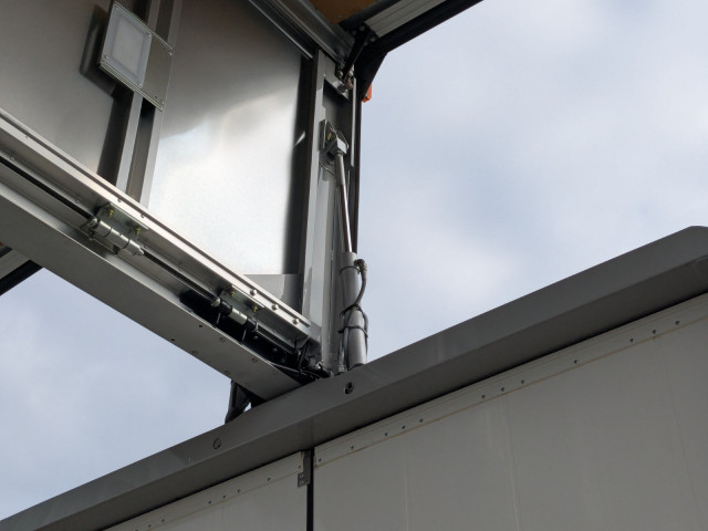 いすゞ フォワード 中型 ウィング 2RG-FRR90T2(98135) 30枚目