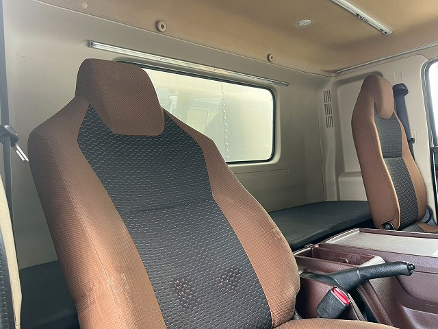 日野 レンジャー 中型 バン 2KG-FD2ABG(98137) 21枚目