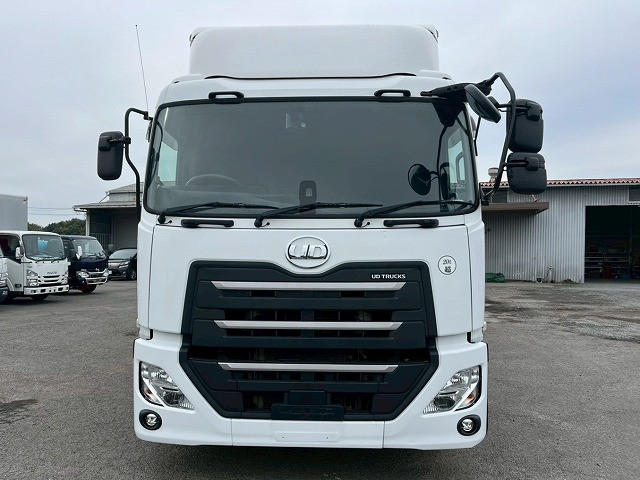 UDトラックス（日産） クオン 大型 ウィング 2PG-CG5CA(98138) 2枚目