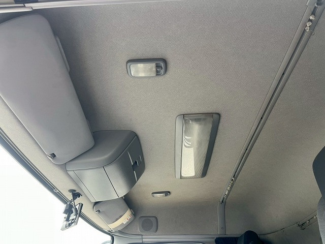 UDトラックス（日産） クオン 大型 ウィング 2PG-CG5CA(98138) 25枚目