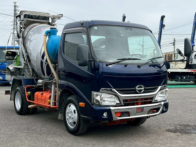 日野 デュトロ 小型 ミキサー車 TKG-XZU600E(98139) 4枚目