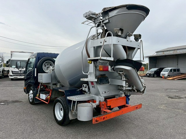日野 デュトロ 小型 ミキサー車 TKG-XZU600E(98139) 7枚目