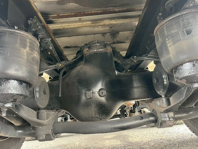 UDトラックス（日産） クオン 大型 ウィング 2PG-CG5CA(98138) 43枚目