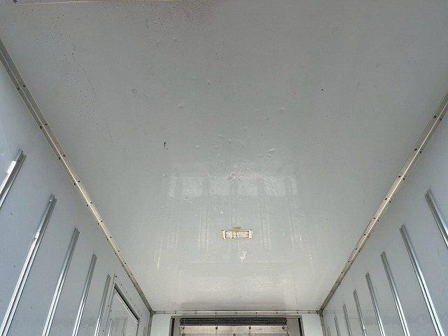 三菱ふそう キャンター 小型 冷蔵冷凍バン TPG-FBA50(98140) 11枚目