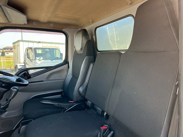 三菱ふそう キャンター 小型 冷蔵冷凍バン TPG-FBA50(98140) 25枚目