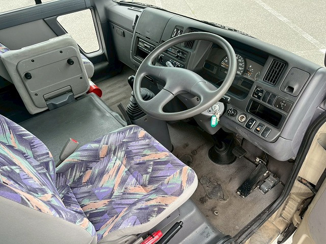 日産自動車 シビリアン 中型 バス KK-BJW41(98141) 12枚目