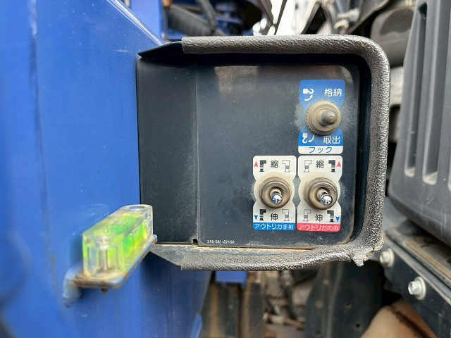 日野 プロフィア 大型 平ボディ（クレーン付） QPG-FW1EXEG(98142) 17枚目