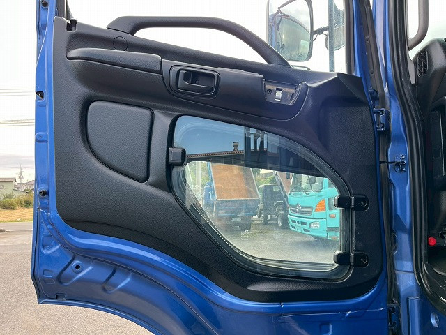 日野 プロフィア 大型 平ボディ（クレーン付） QPG-FW1EXEG(98142) 27枚目