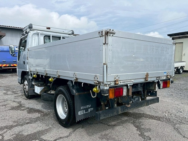 いすゞ エルフ 小型 平ボディ BDG-NKR85A(98143) 9枚目