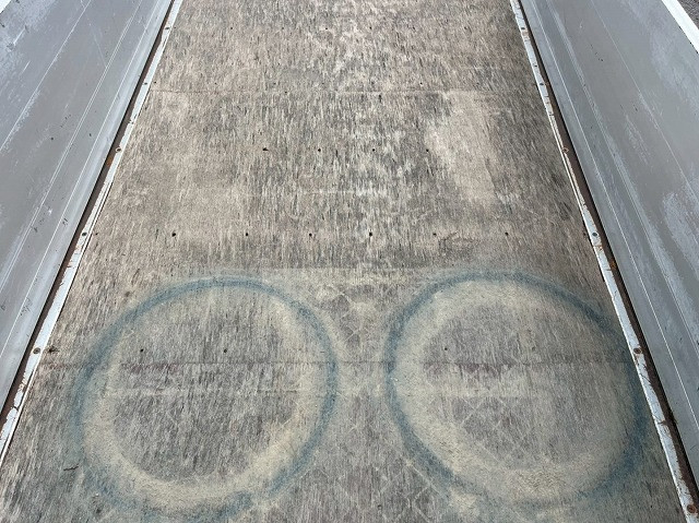 いすゞ エルフ 小型 平ボディ BDG-NKR85A(98143) 14枚目