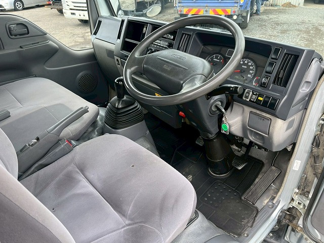 いすゞ エルフ 小型 平ボディ BDG-NKR85A(98143) 20枚目