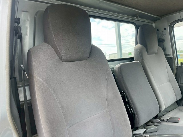 いすゞ エルフ 小型 平ボディ BDG-NKR85A(98143) 21枚目