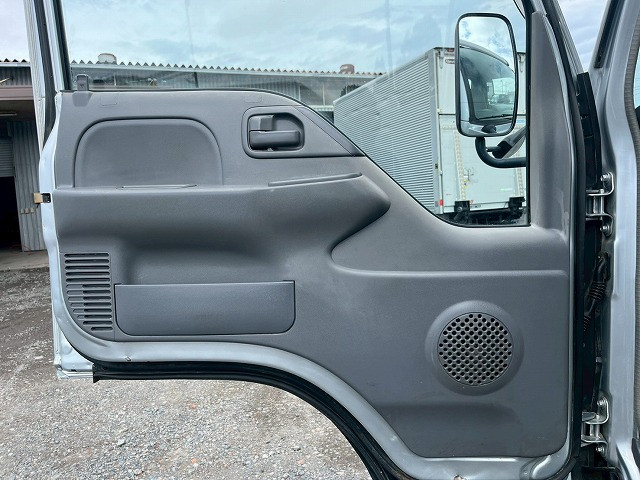 いすゞ エルフ 小型 平ボディ BDG-NKR85A(98143) 23枚目