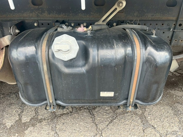 いすゞ エルフ 小型 平ボディ BDG-NKR85A(98143) 36枚目