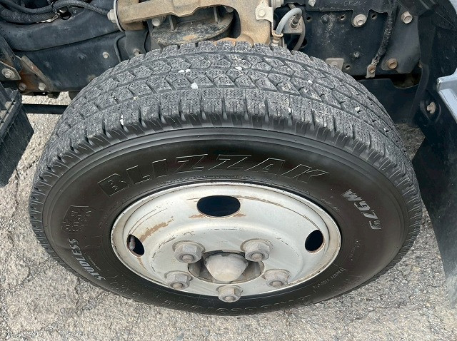 いすゞ エルフ 小型 平ボディ BDG-NKR85A(98143) 44枚目