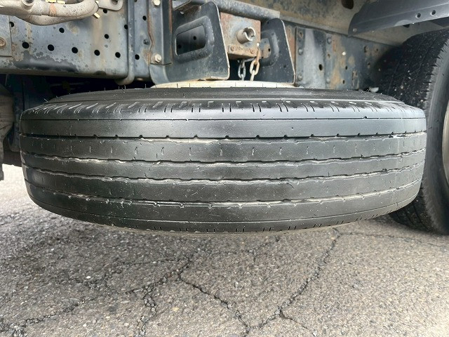 いすゞ エルフ 小型 平ボディ BDG-NKR85A(98143) 46枚目