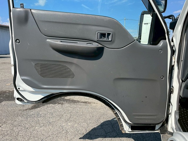 マツダ ボンゴ 小型 平ボディ DBF-SLP2L(98144) 19枚目