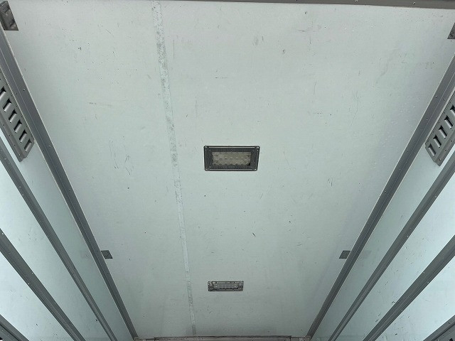 いすゞ エルフ 小型 冷蔵冷凍バン TRG-NLR85AN(98145) 11枚目